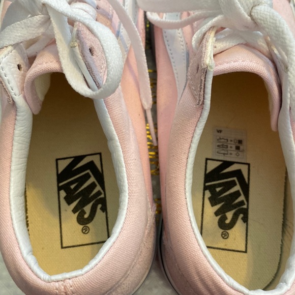 Pink vans - Picture 3 of 3